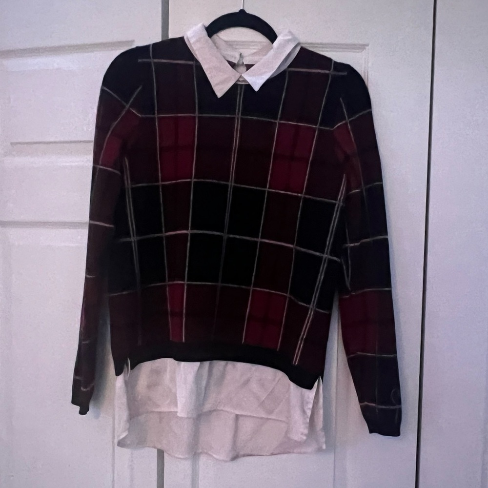Long sleeved sweater